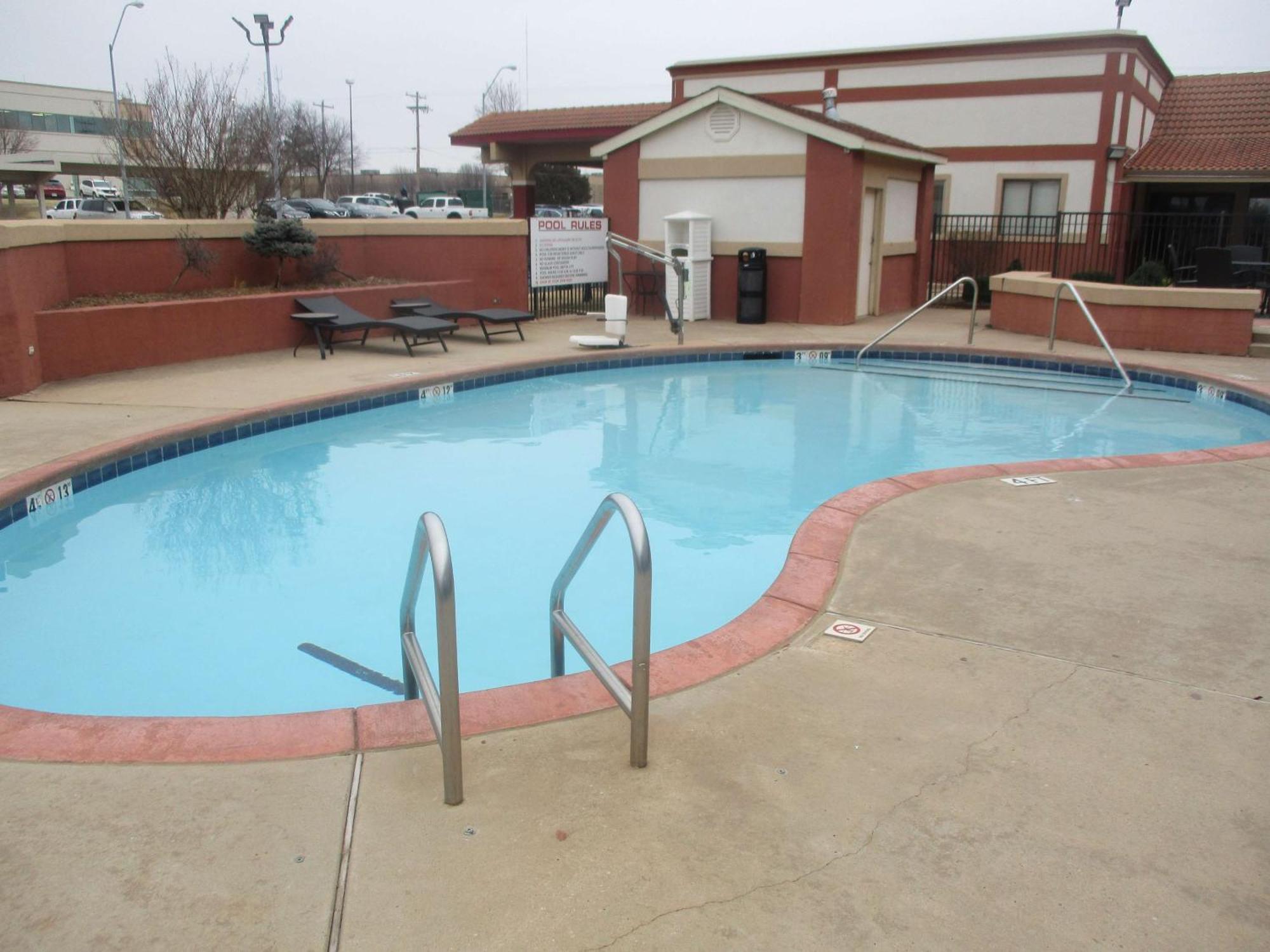 Broadway Inn & Suites Oklahoma City Udogodnienia zdjęcie