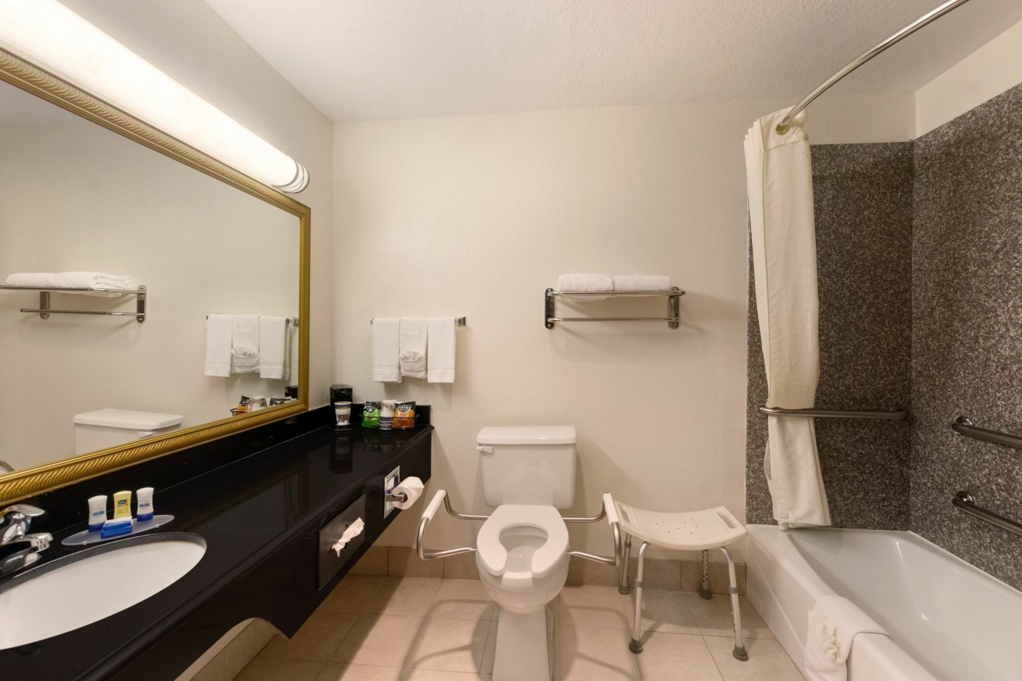 Broadway Inn & Suites Oklahoma City Zewnętrze zdjęcie